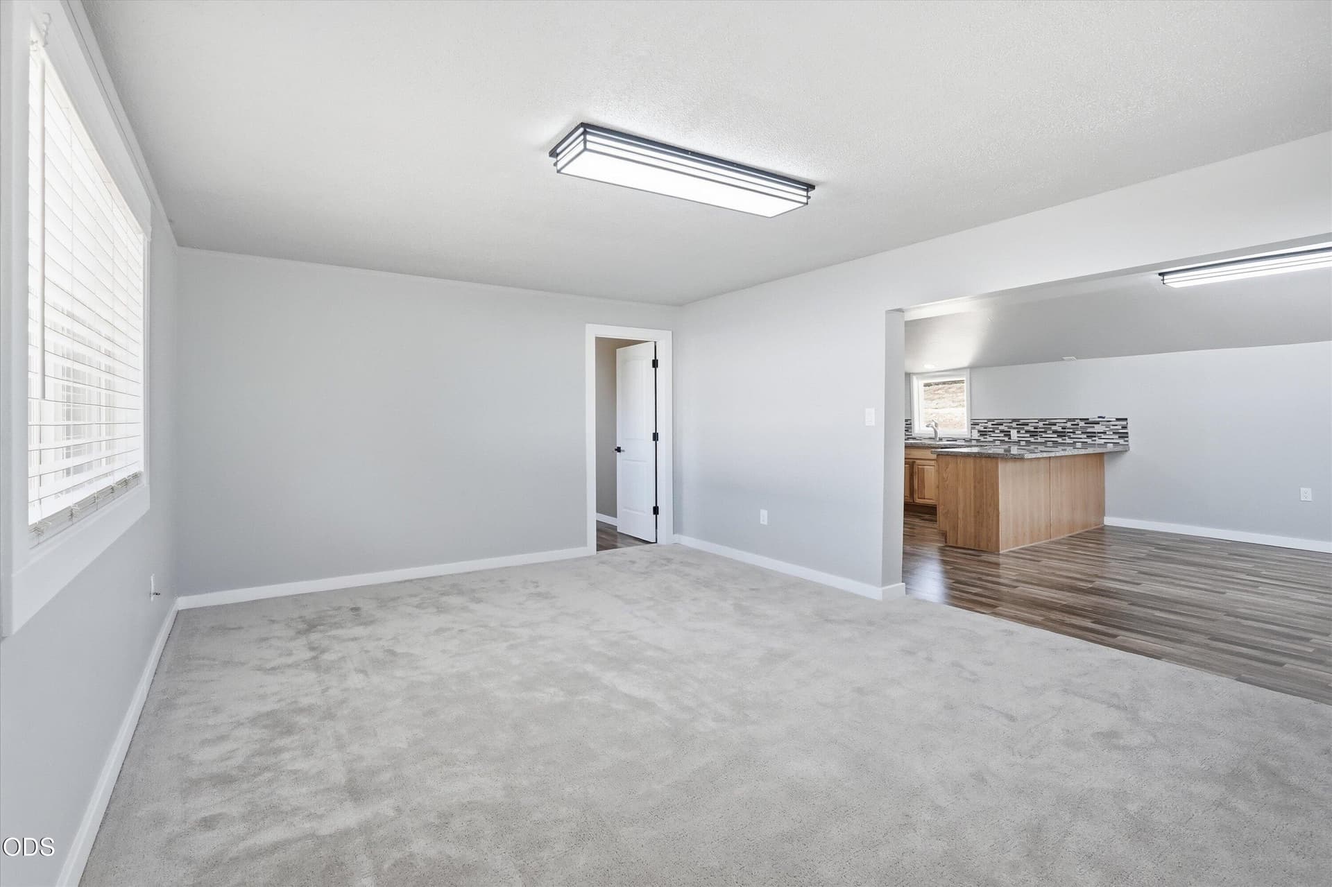 12-8960 N Applegate Rd-12. Photo 5 of 37, 8960 N Applegate Road, Grants Pass, OR 97527