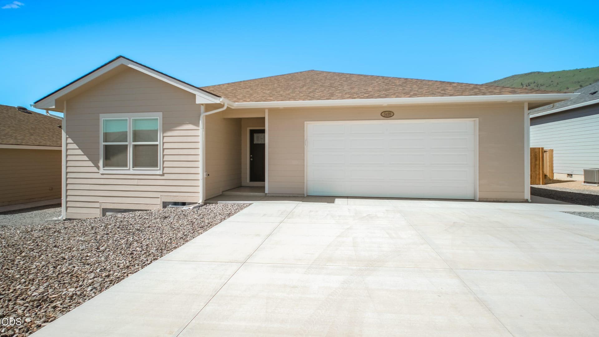 00_1.front. Photo 1 of 21, 5499 Shalynn Drive, Klamath Falls, OR 97603
