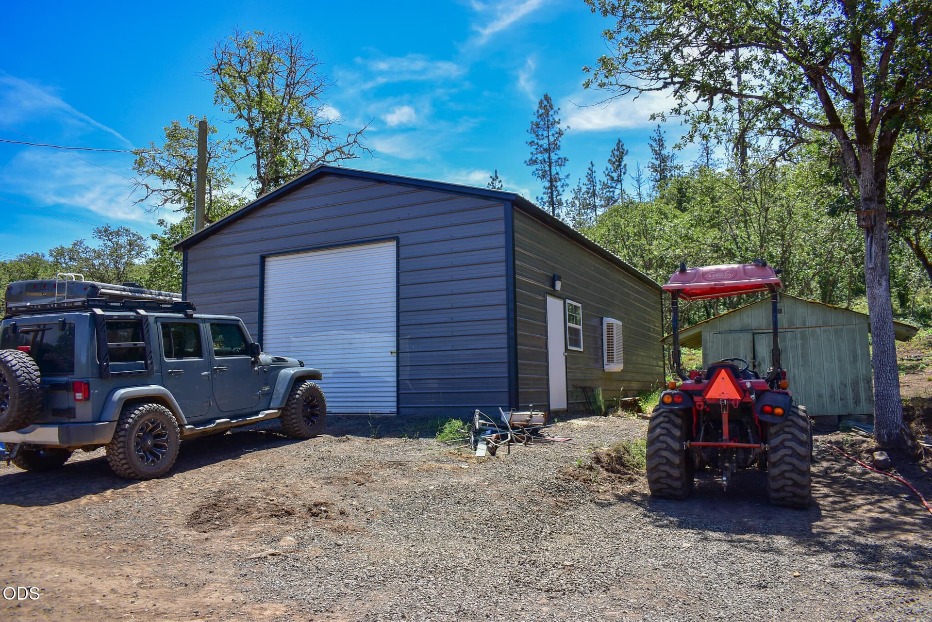DSC_0376. Photo 2 of 41, 1956 Worthington Road, Eagle Point, OR 97524