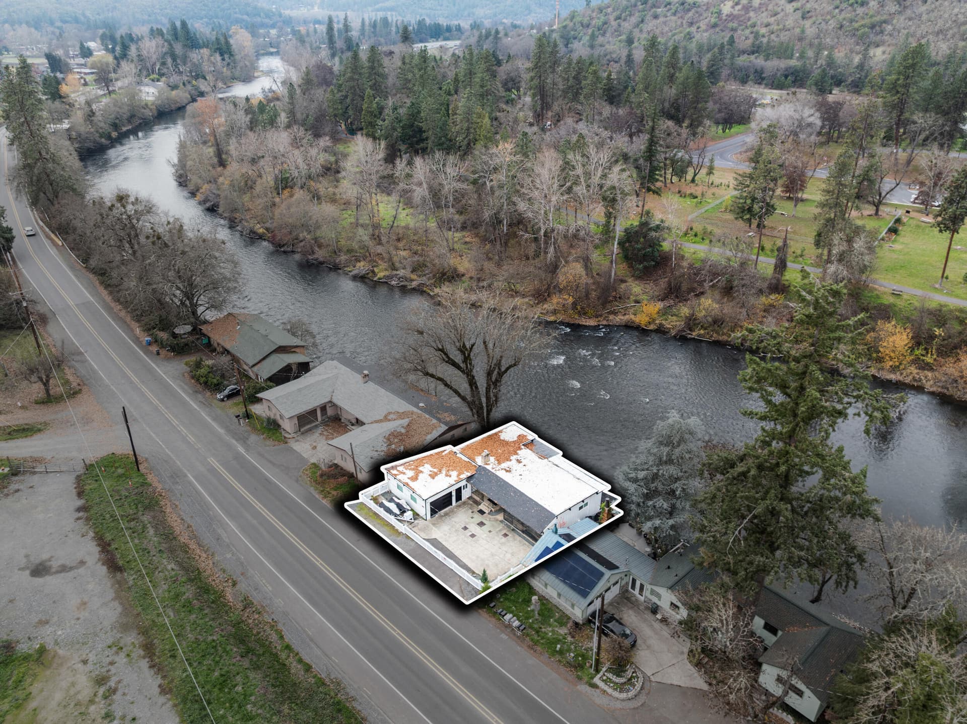 2400 rogue river hwy - lotline 3. Photo 4 of 45, 2400 Rogue River Highway, Gold Hill, OR 97525