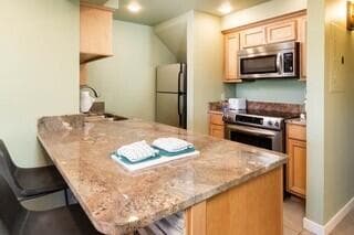 Century3. Photo 4 of 26, 18575 SW Century Drive Unit 1731,1732, Bend, OR 97702
