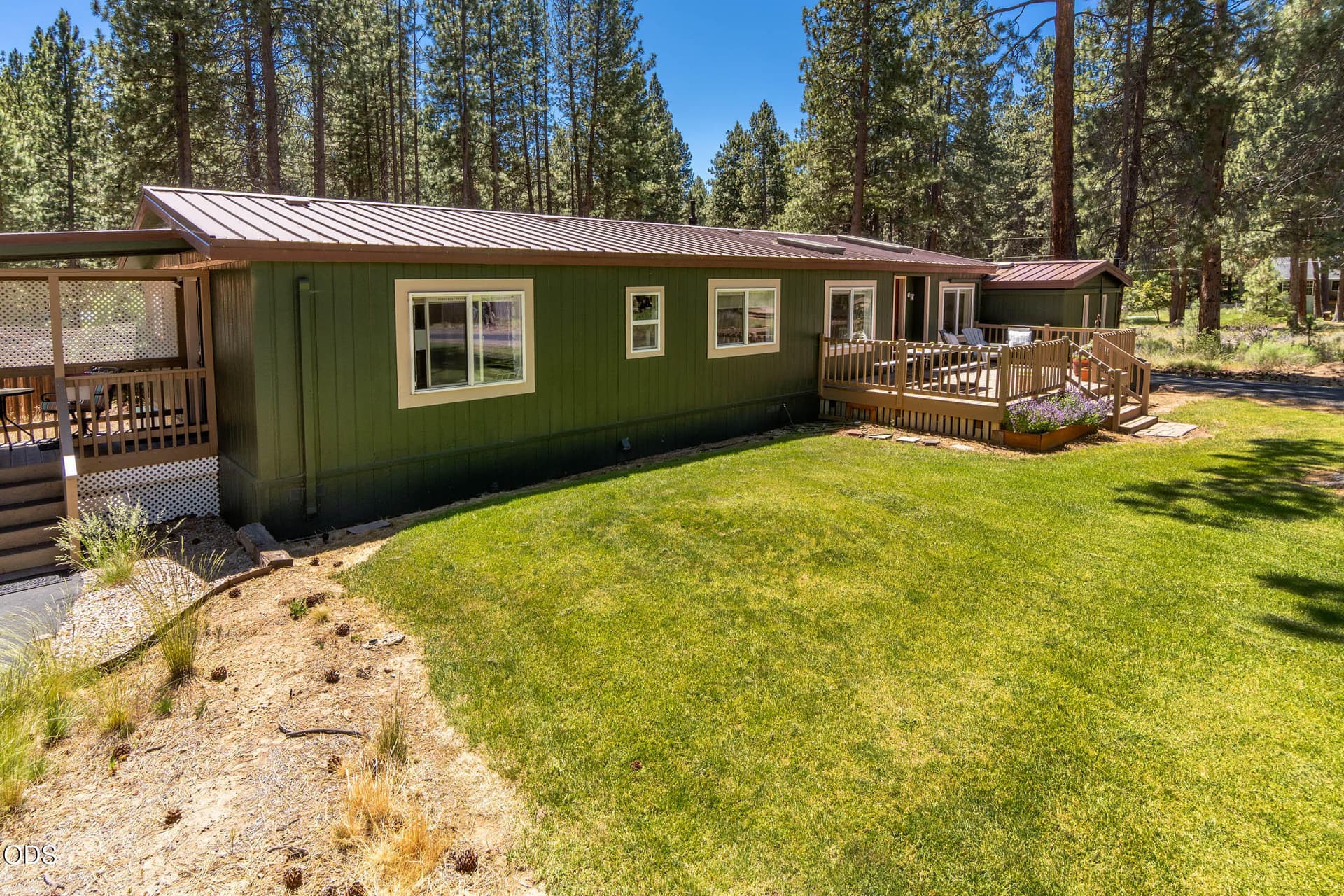 New exterior paint!. Photo 5 of 30, 19176 Indian Summer Road, Bend, OR 97702
