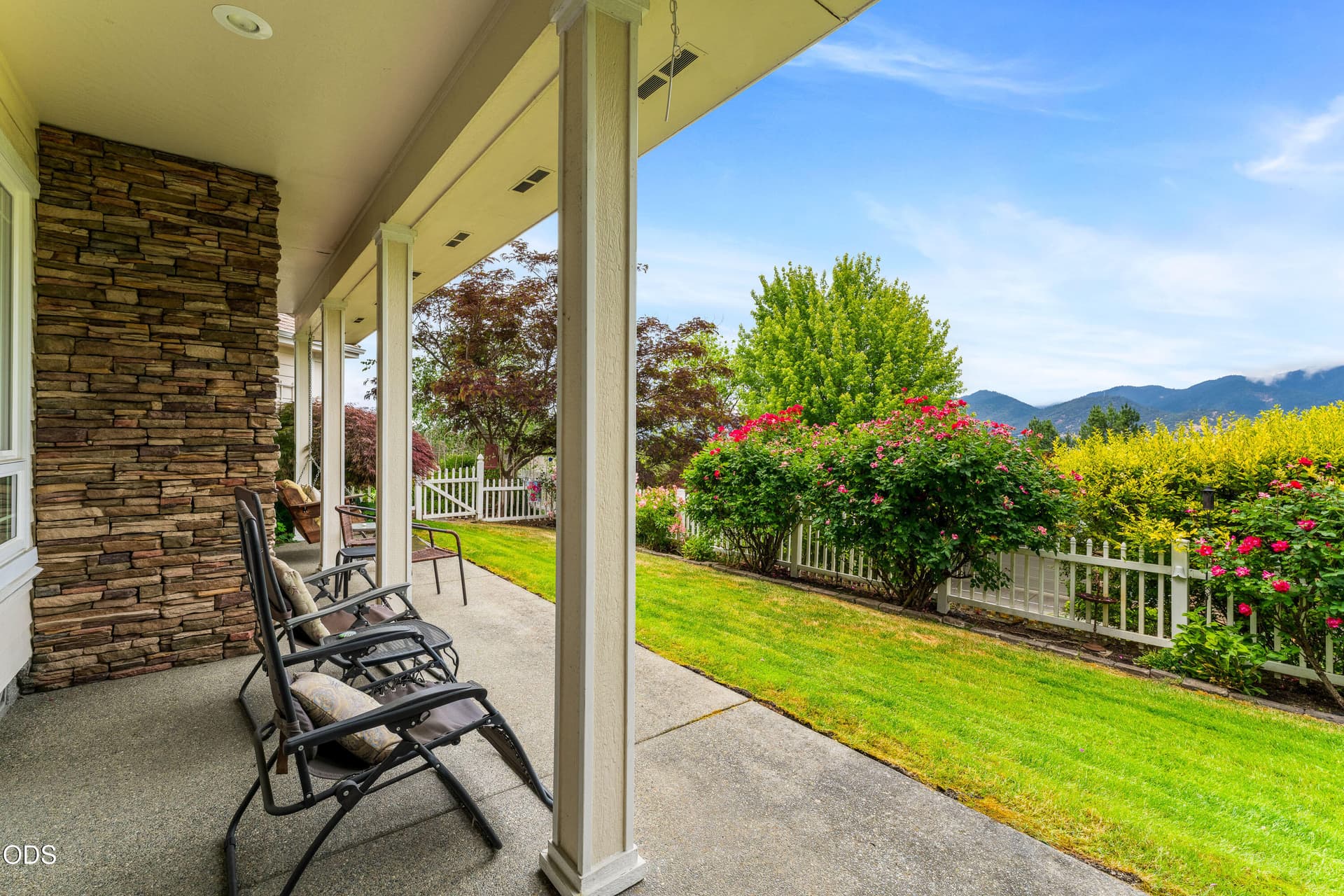 14-EXT (8 of 14). Photo 3 of 54, 2226 SE Linden Lane, Grants Pass, OR 97527