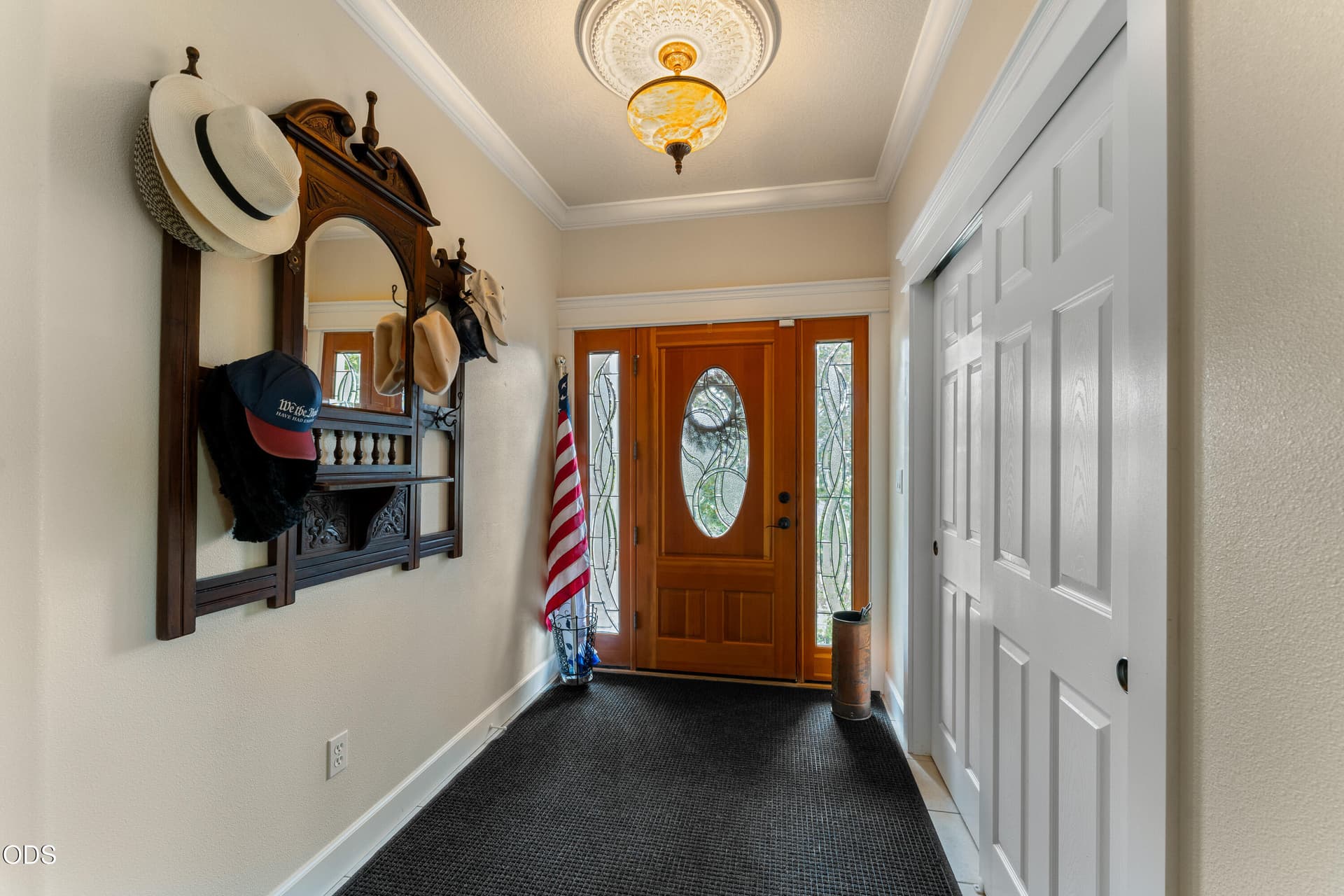 21-INT (1 of 34). Photo 4 of 54, 2226 SE Linden Lane, Grants Pass, OR 97527