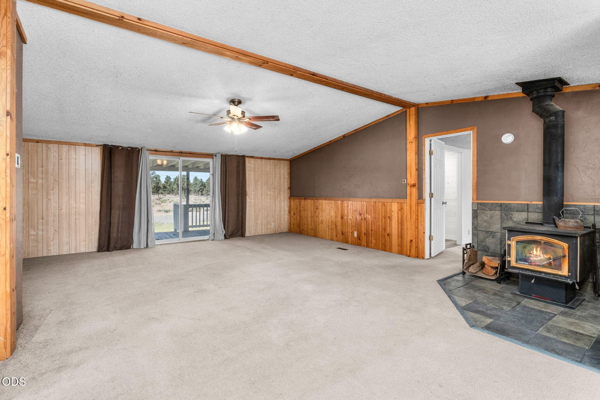 2026_06_16_5810_NW_Odin_Falls_Way_rdm_gr. Photo 4 of 28, 5810 NW Odin Falls Way, Redmond, OR 97756