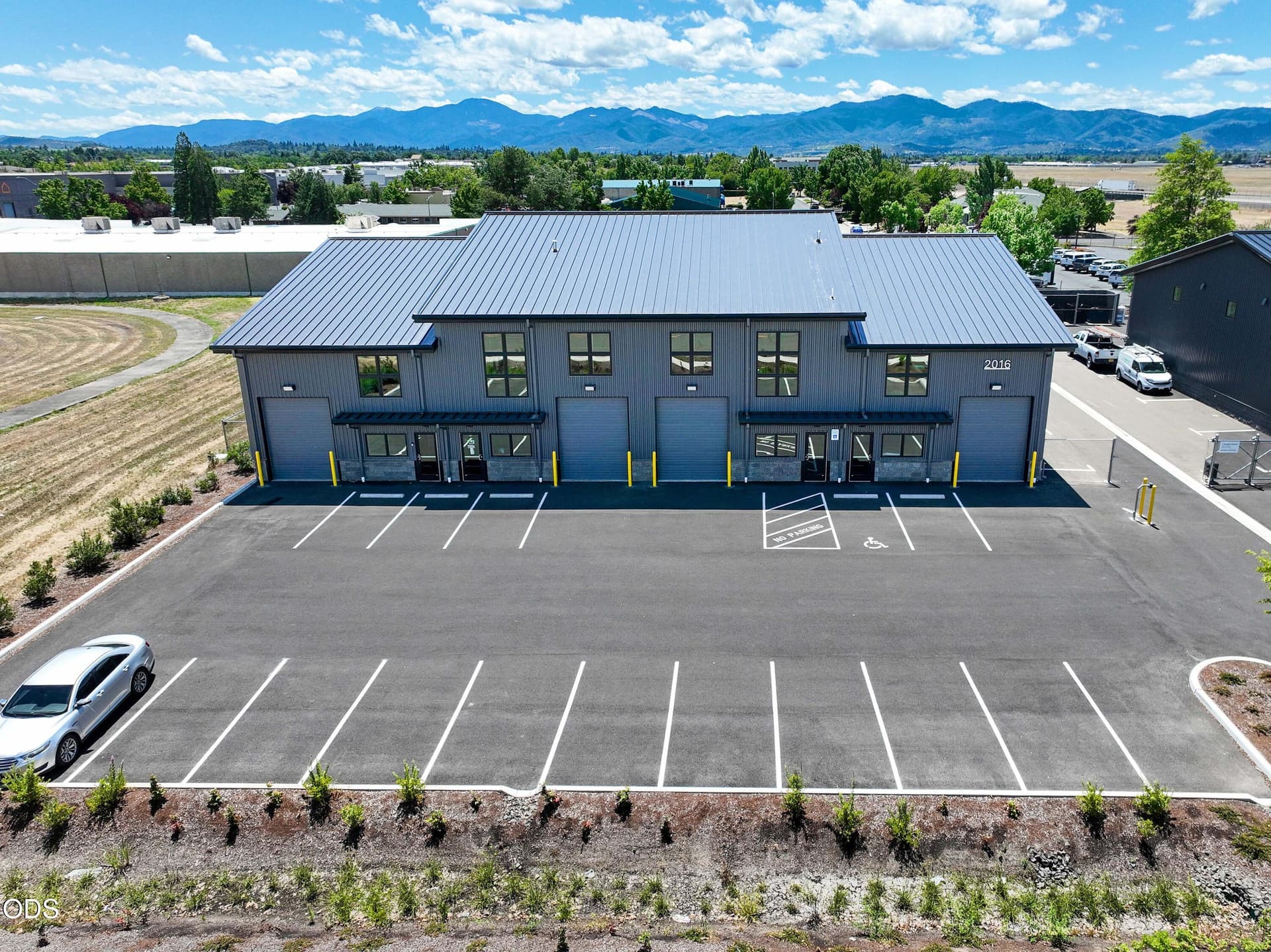 002. Photo 2 of 12, 2016 Commerce Drive, Medford, OR 97504