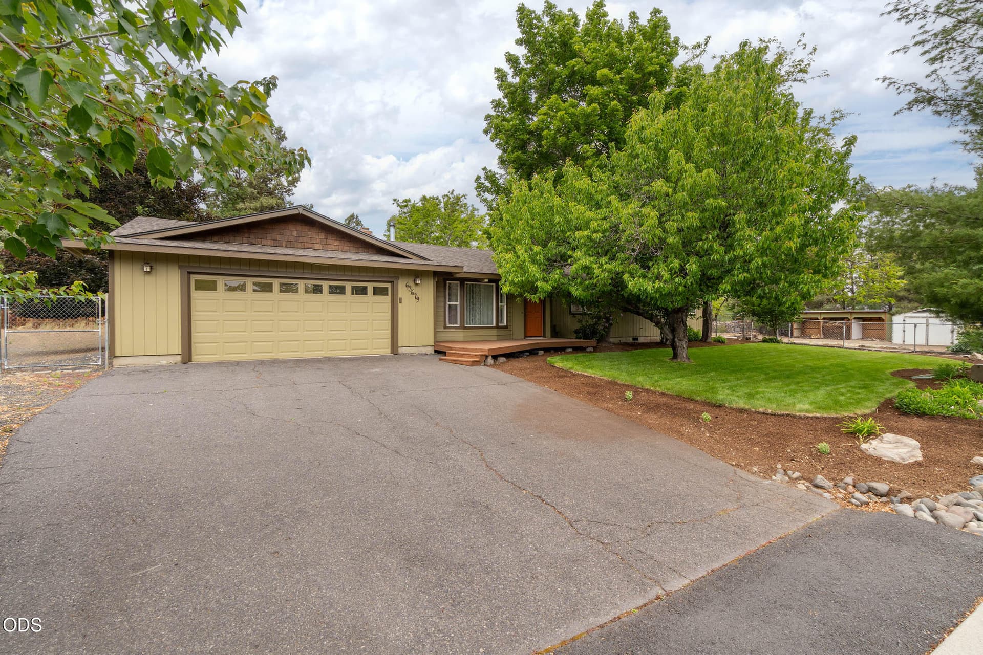28 - 63679 High Standard Dr_0075. Photo 4 of 29, 63679 High Standard Drive, Bend, OR 97701