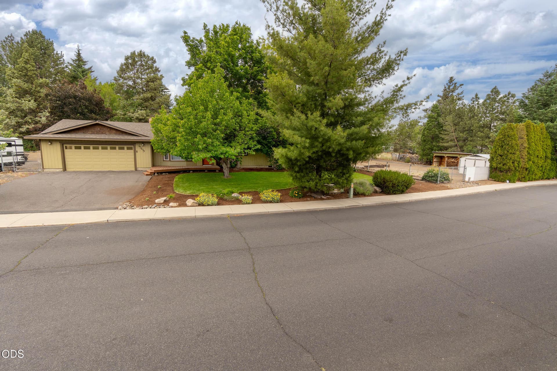 31 - 63679 High Standard Dr_0078. Photo 5 of 29, 63679 High Standard Drive, Bend, OR 97701