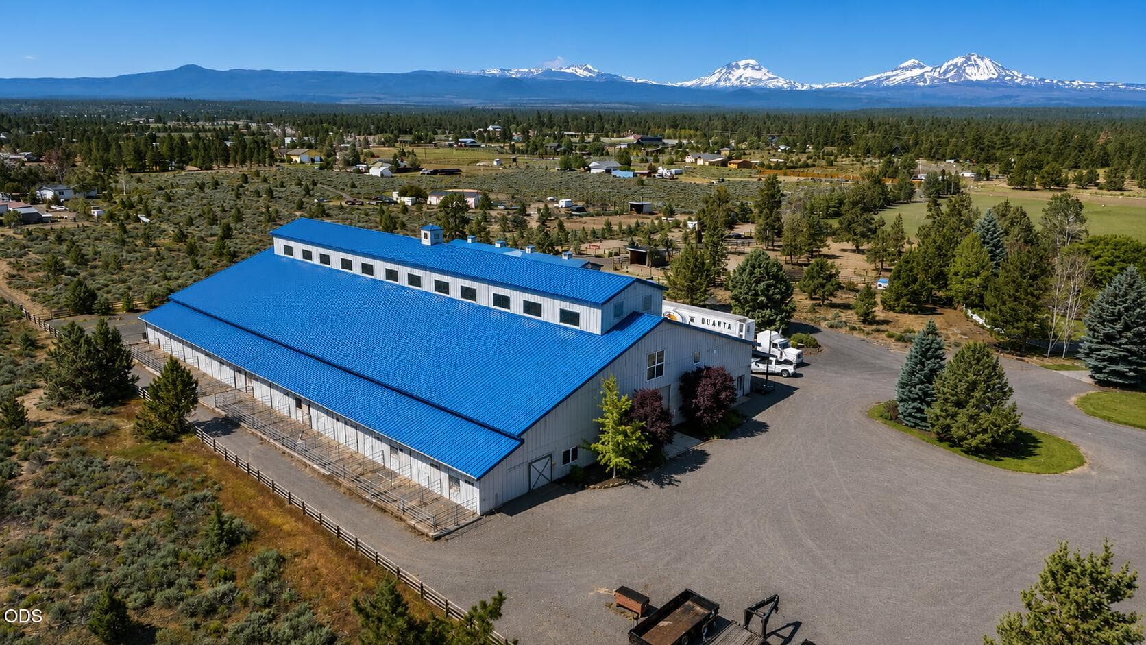 high end horse property for sale oregon. Photo 3 of 62, 67480 Cloverdale Road, Bend, OR 97703