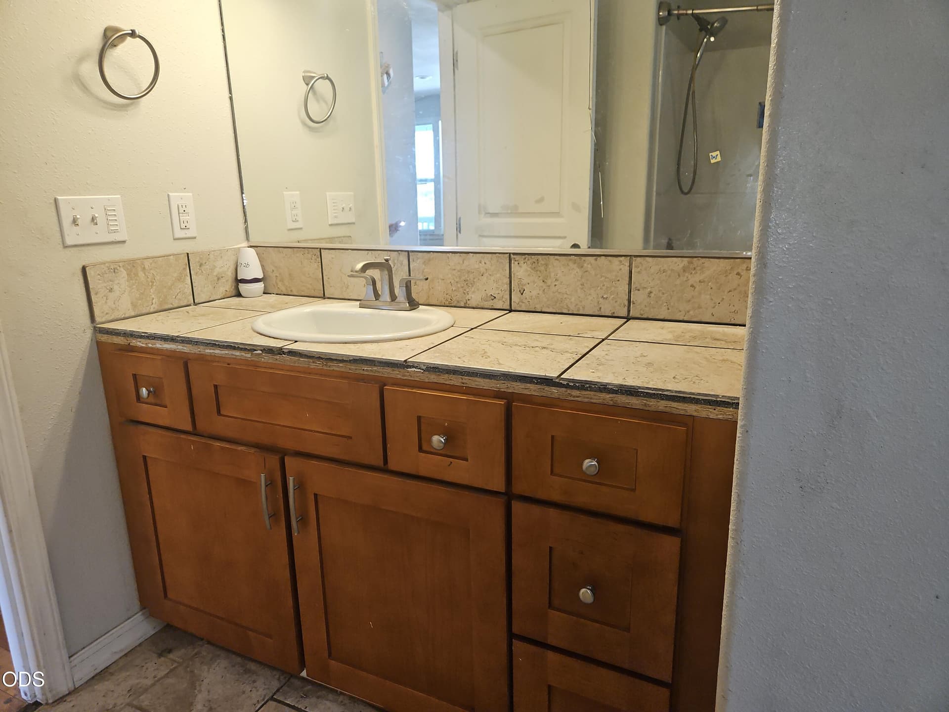 5. Bathroom 1. Photo 5 of 18, 3152 Madison Street, Klamath Falls, OR 97603