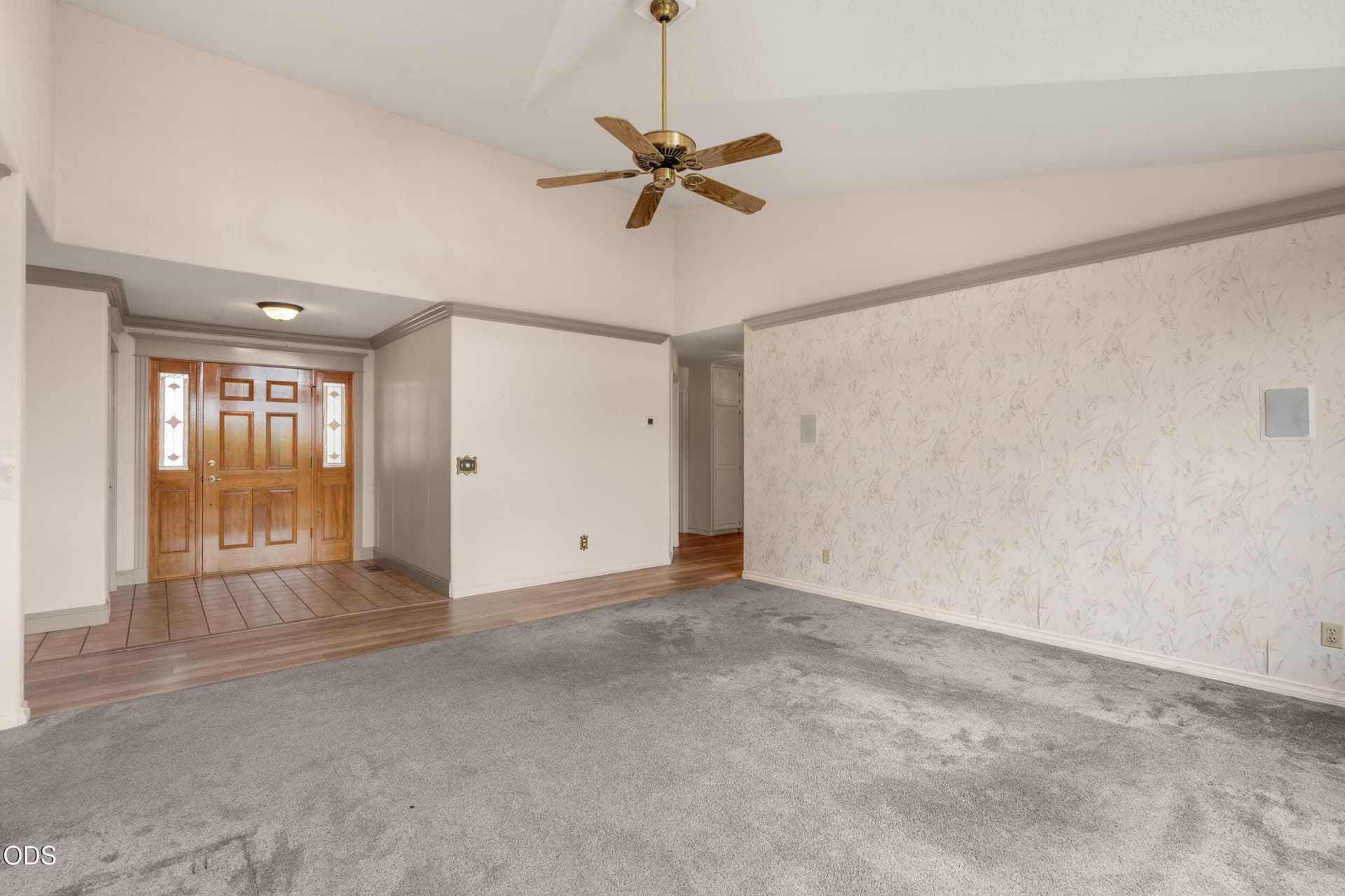 3_ 1449 ben aire cir-02. Photo 5 of 44, 1449 Ben Aire Circle, Grants Pass, OR 97527