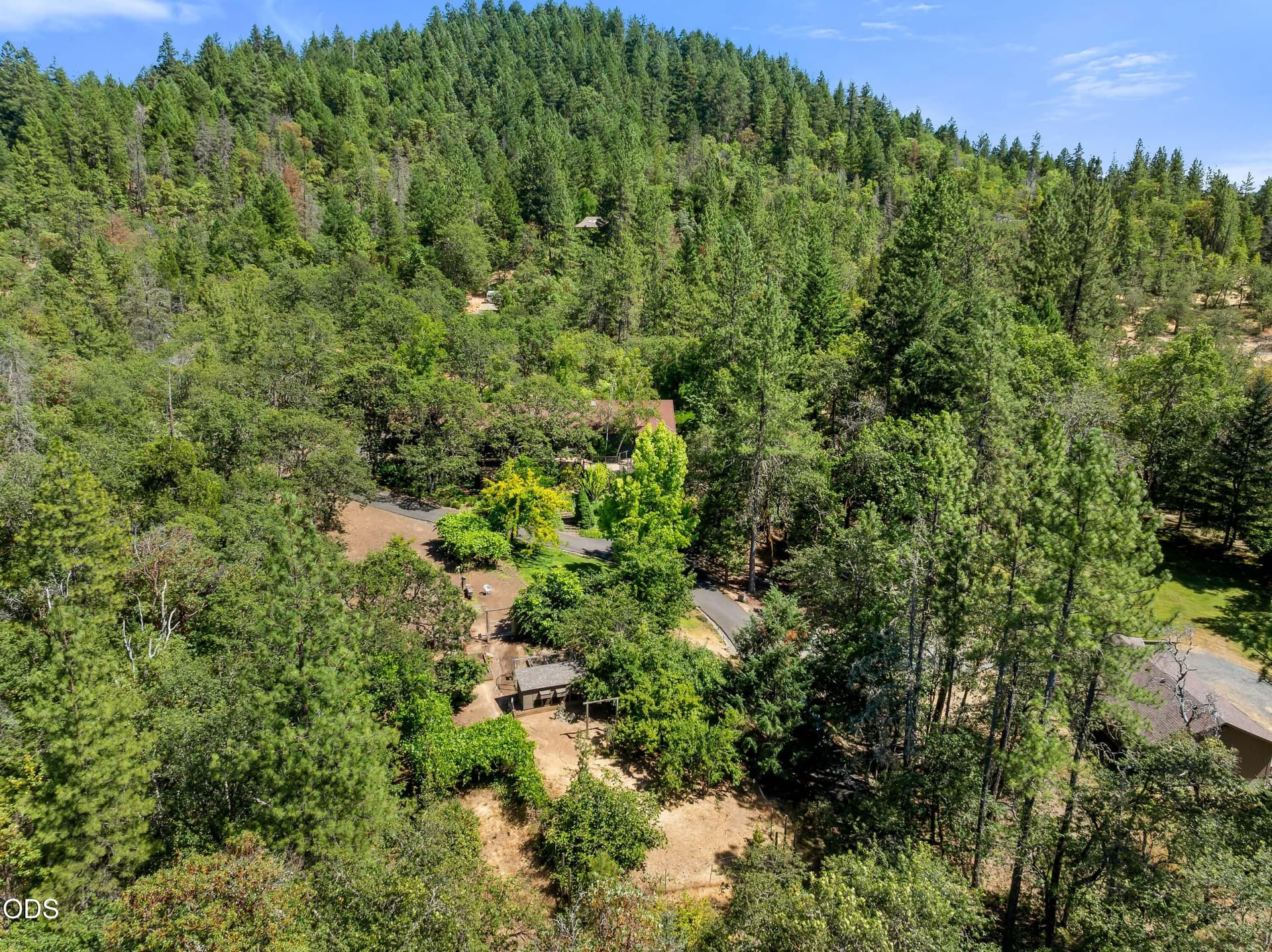 06-DRONE (6 of 9). Photo 5 of 44, 840 Shadow Hills Drive, Grants Pass, OR 97526