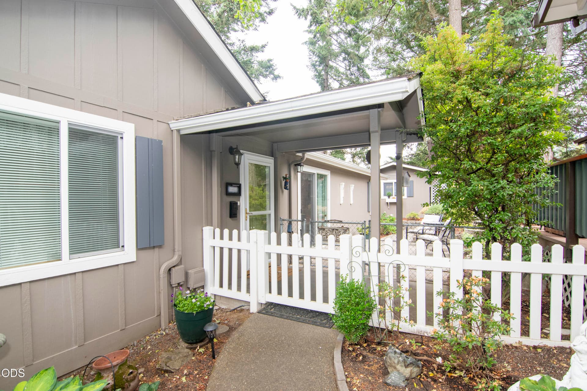 Fenced backyard. Photo 4 of 35, 219 NW Creekside Drive, Grants Pass, OR 97526