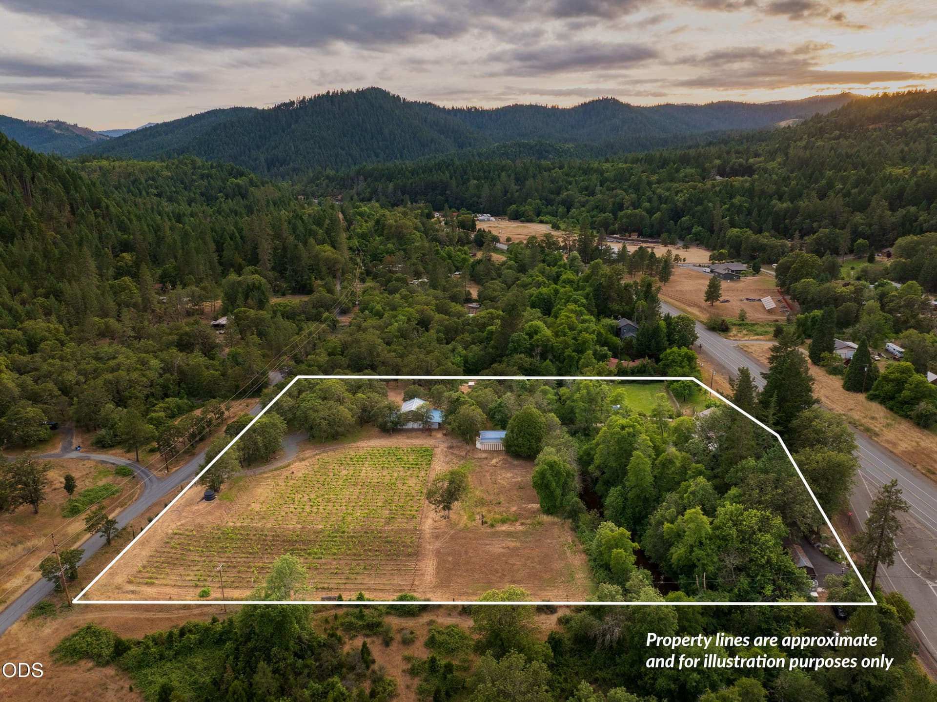 05. Photo 5 of 60, 8489 Redwood Highway, Wilderville, OR 97543