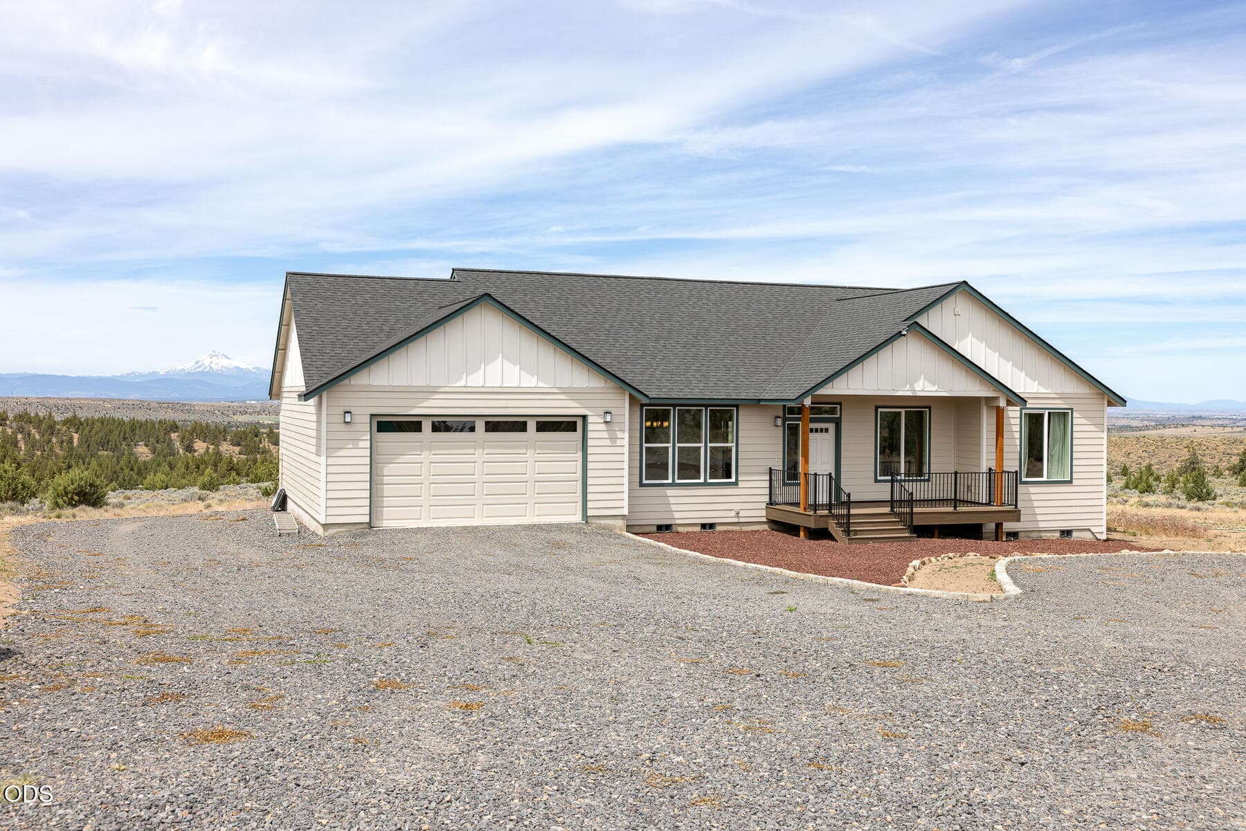 03. Photo 3 of 29, 5101 SE Dixon Drive, Madras, OR 97741