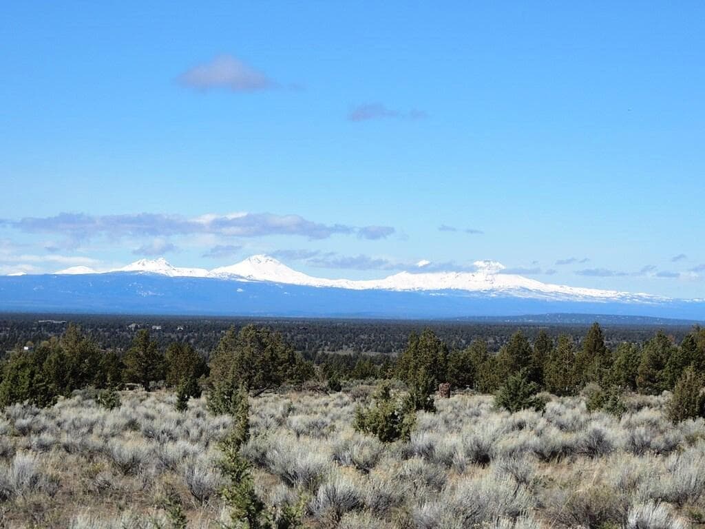 Homesite 329. Photo 1 of 11, Mecate Lane Unit Homesite 329, Powell Butte, OR 97753