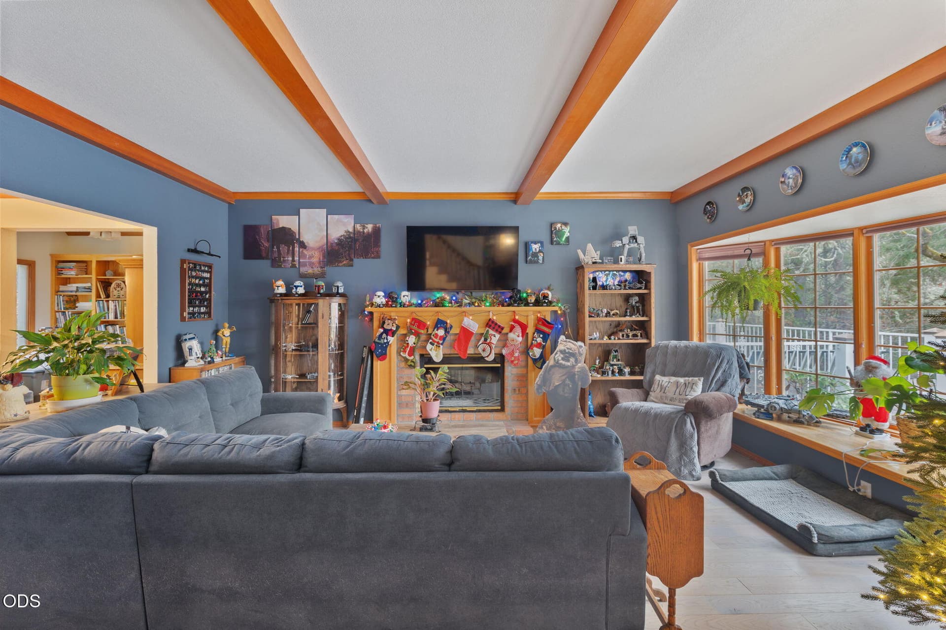 14-web-or-mls-543-serenity-ln. Photo 5 of 51, 543 Serenity Lane, Grants Pass, OR 97526