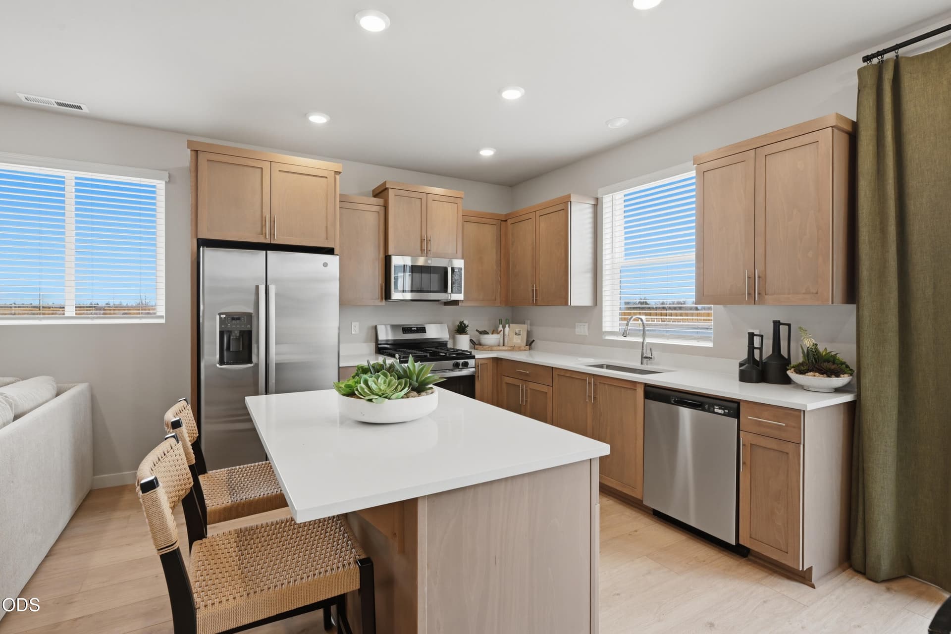 POR_DryCanyon_Pic_Atwood_Kitchen_1of4. Photo 3 of 35, 2712 NW 26th LP North, Redmond, OR 97756