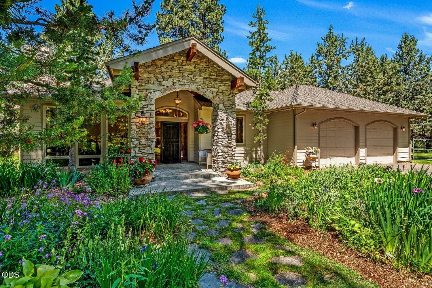 front entry nice one. Photo 1 of 57, 64464 Collins Road, Bend, OR 97703