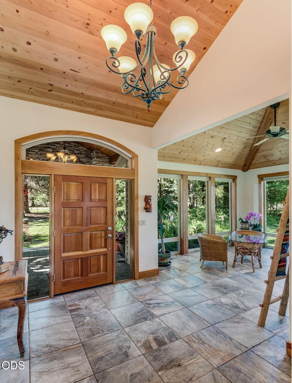 entry way. Photo 5 of 57, 64464 Collins Road, Bend, OR 97703