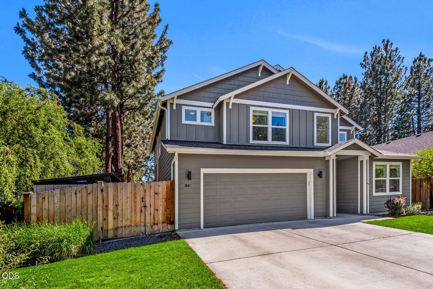 OReilly_20260617_3_176141_72ppi. Photo 3 of 35, 1641 W Hill Avenue, Sisters, OR 97759