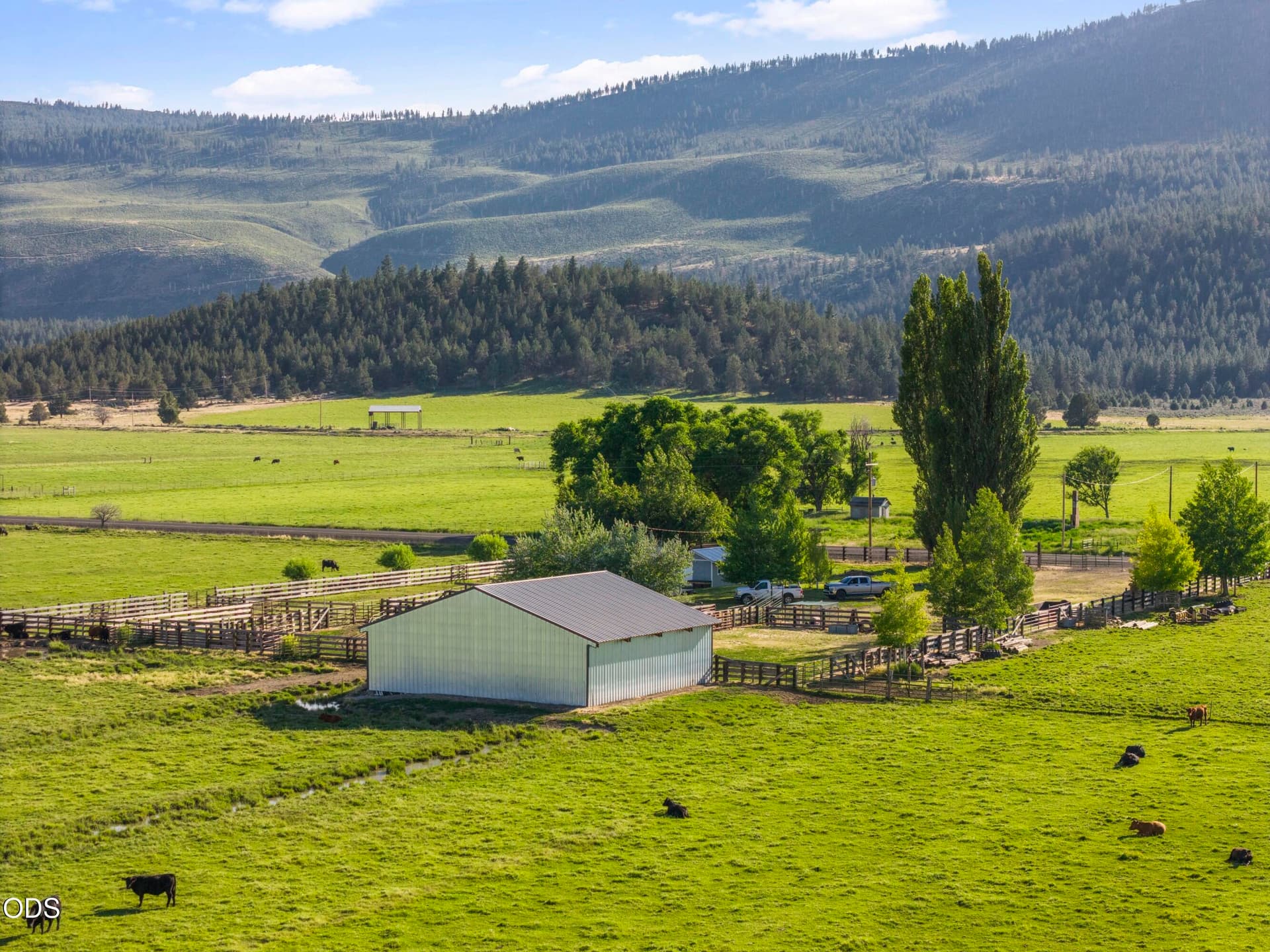 05 (MLS Size). Photo 5 of 53, 15655 W Langell Valley Road, Bonanza, OR 97623