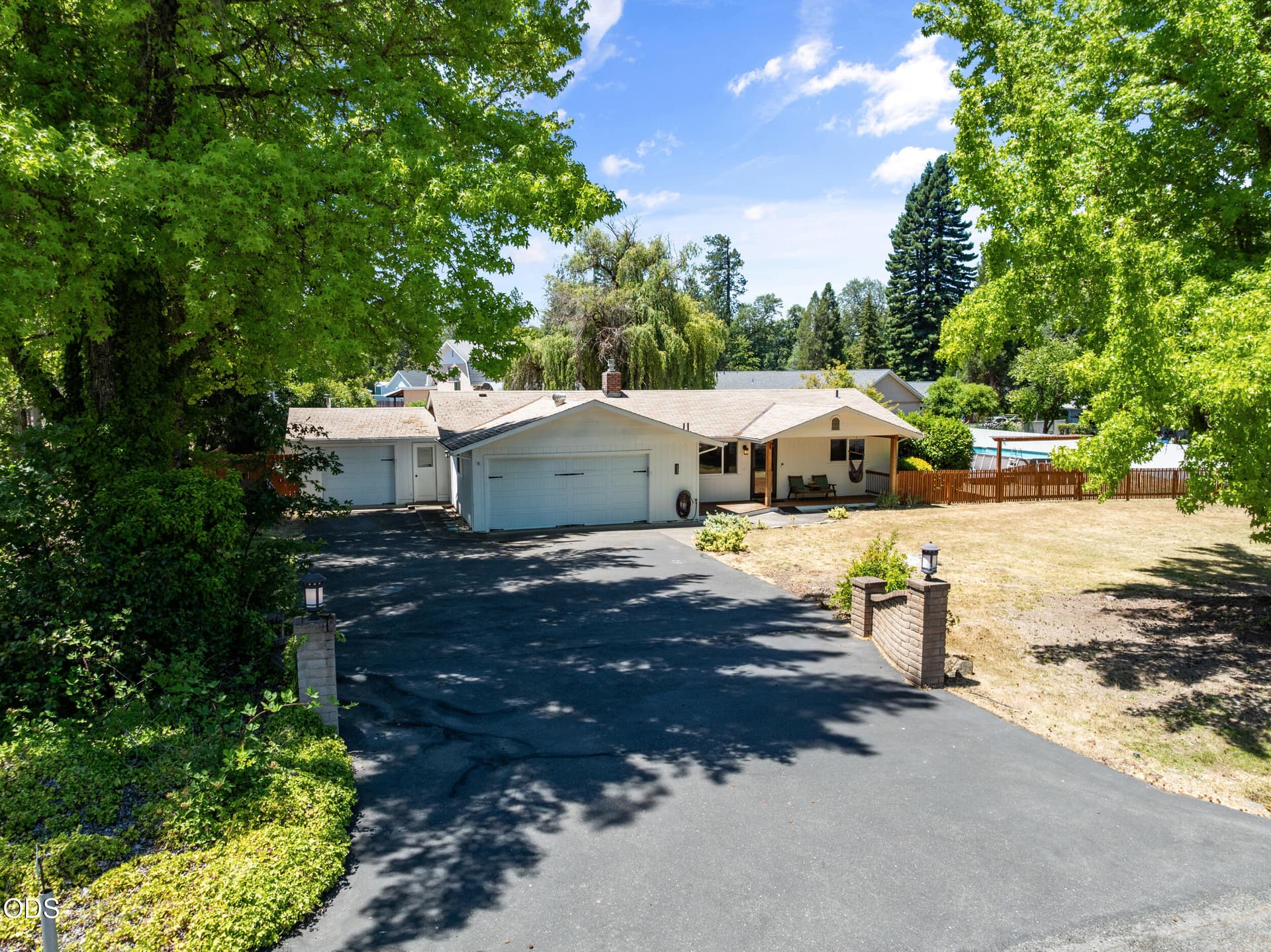 155 Westwood Drive. Photo 1 of 52, 155 Westwood Drive, Grants Pass, OR 97527