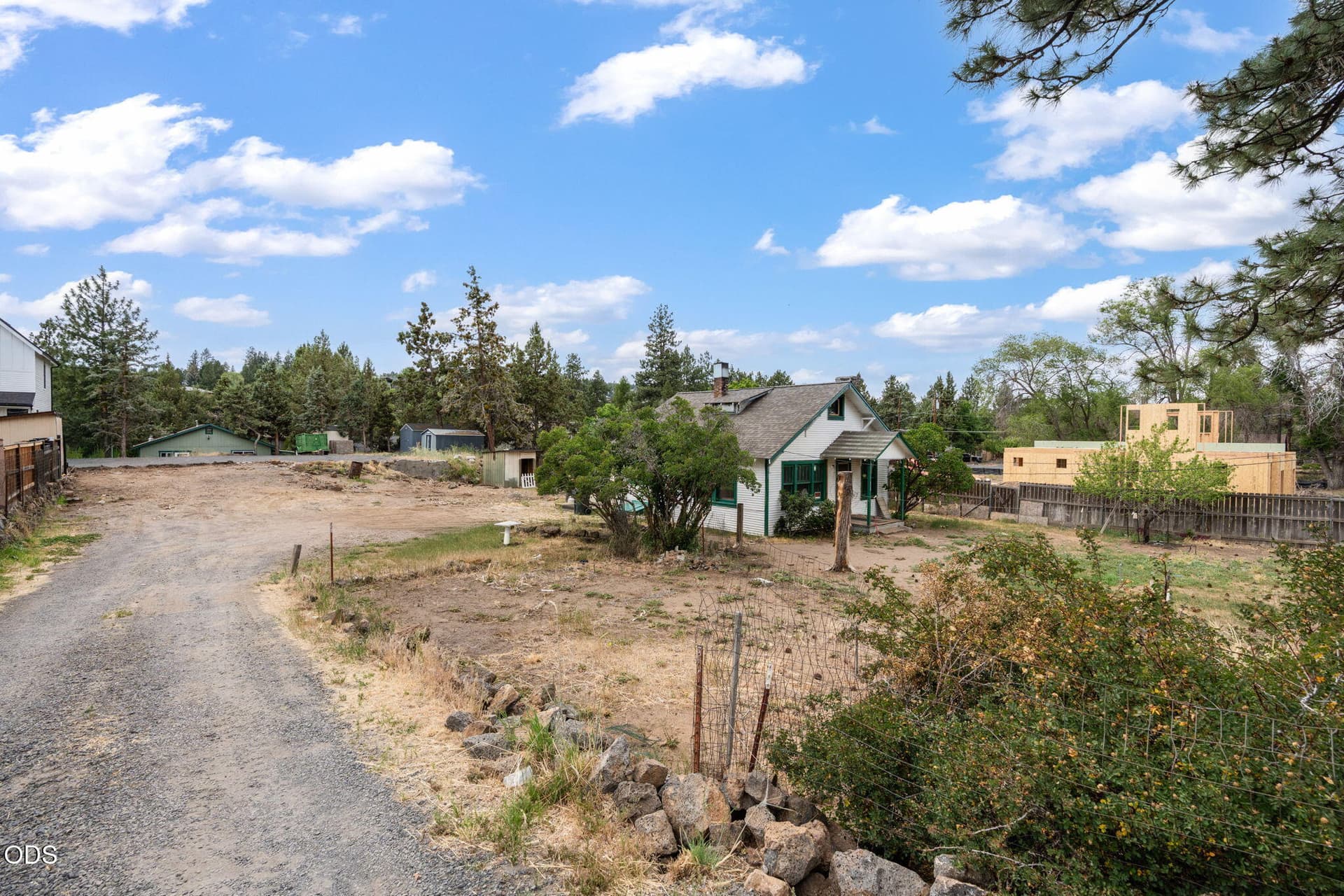 hill1. Photo 5 of 16, 1929 NW Hill Street, Bend, OR 97703
