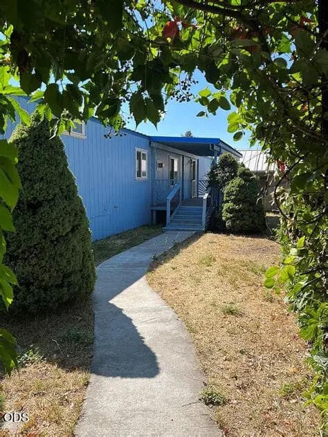 Front. Photo 1 of 43, 4014 Delaware Avenue Unit M-32048, Klamath Falls, OR 97603