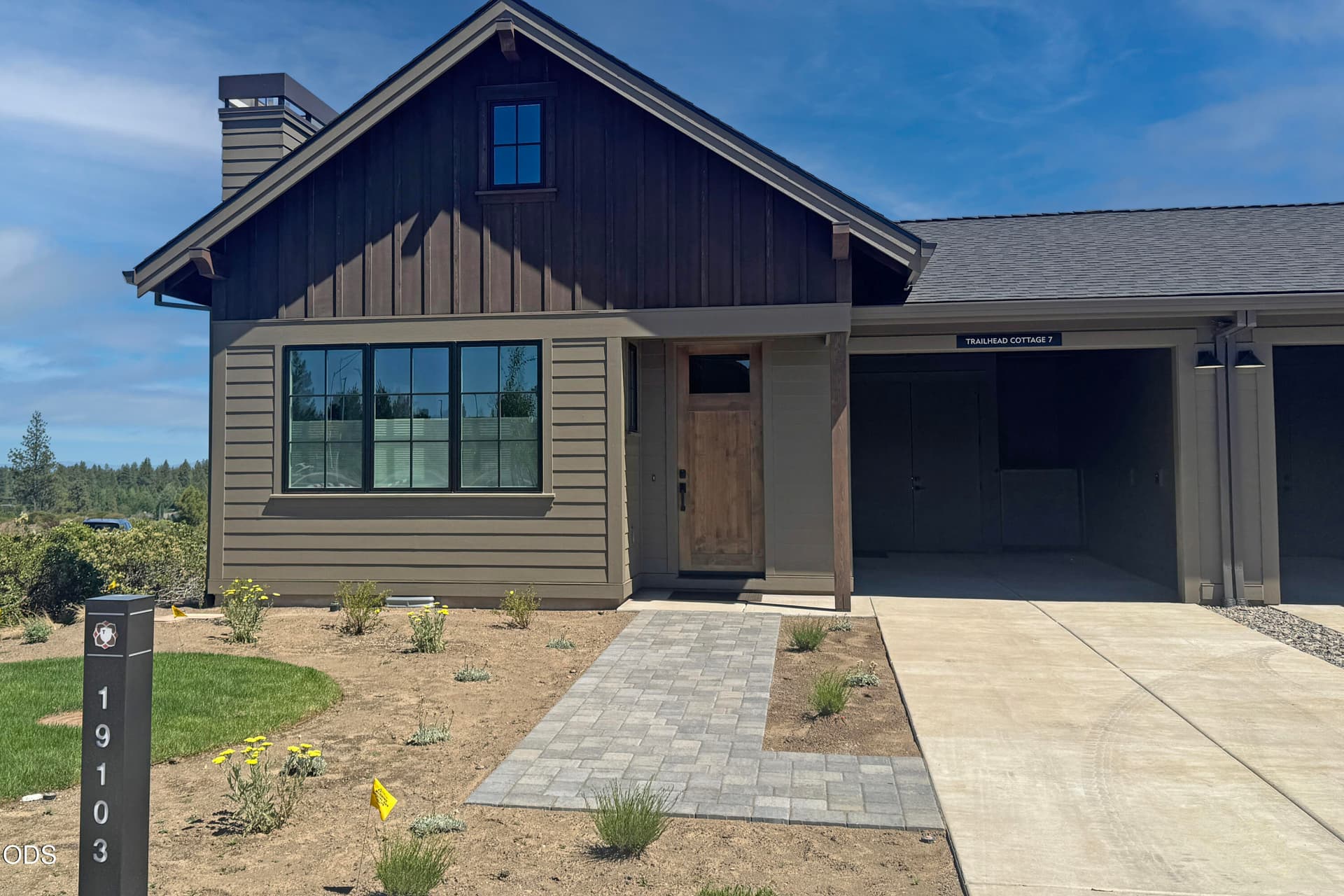 2 - 4 (2). Photo 4 of 27, 19103 Trailhead Court Unit 7, Bend, OR 97702