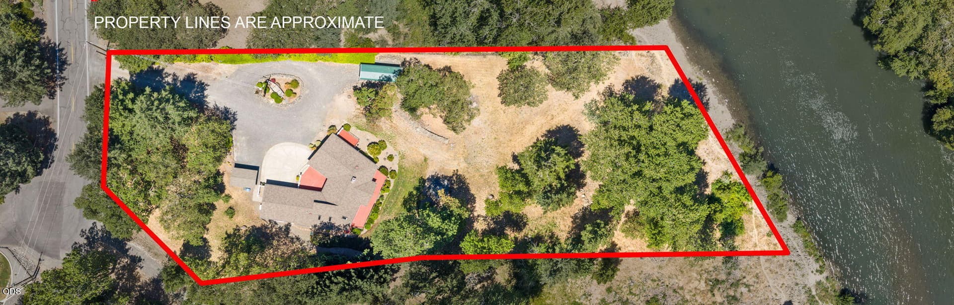 4. Photo 4 of 69, 290 Chinook Park Lane, Grants Pass, OR 97527