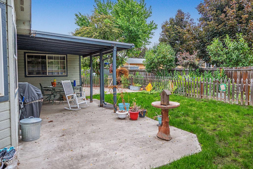 335A0709. Photo 4 of 38, 6319 Harlan Drive, Klamath Falls, OR 97603