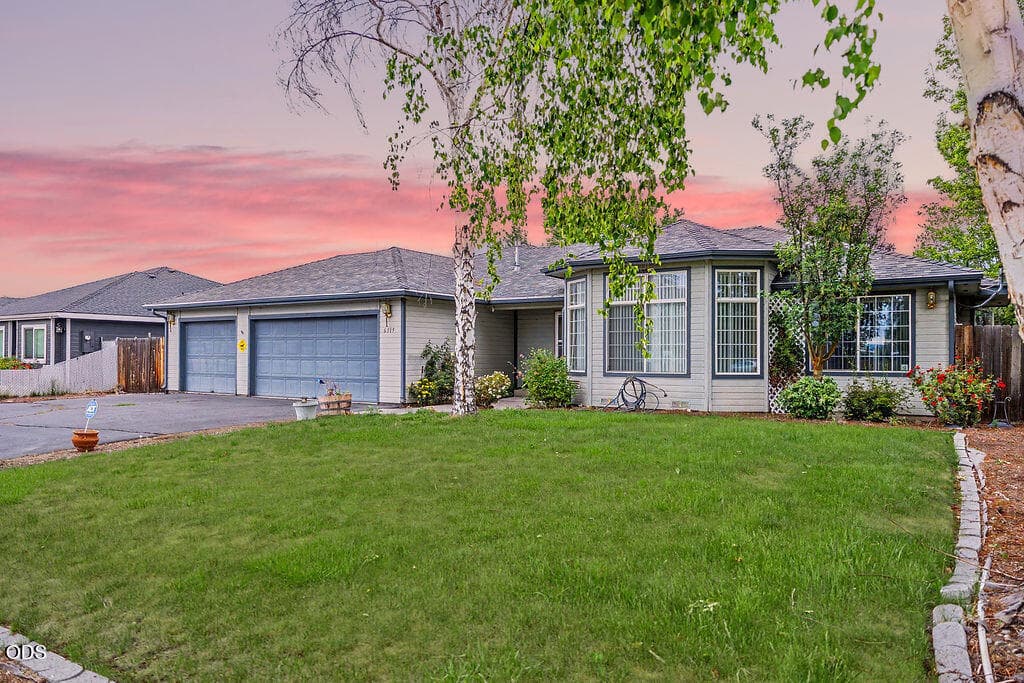 Harlan-(1of2). Photo 3 of 38, 6319 Harlan Drive, Klamath Falls, OR 97603