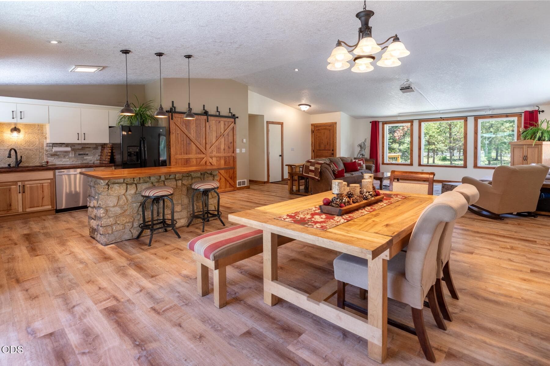 batch_4 - 55219LazyRiverDr-4. Photo 4 of 48, 55219 Lazy River Drive, Bend, OR 97707