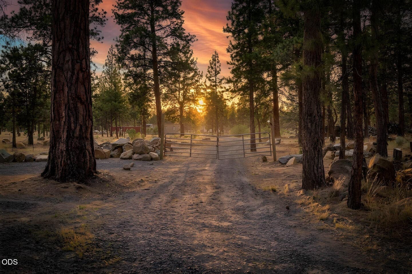 enhanced gate. Photo 4 of 31, 18705 Tumalo Reservoir Road, Bend, OR 97703