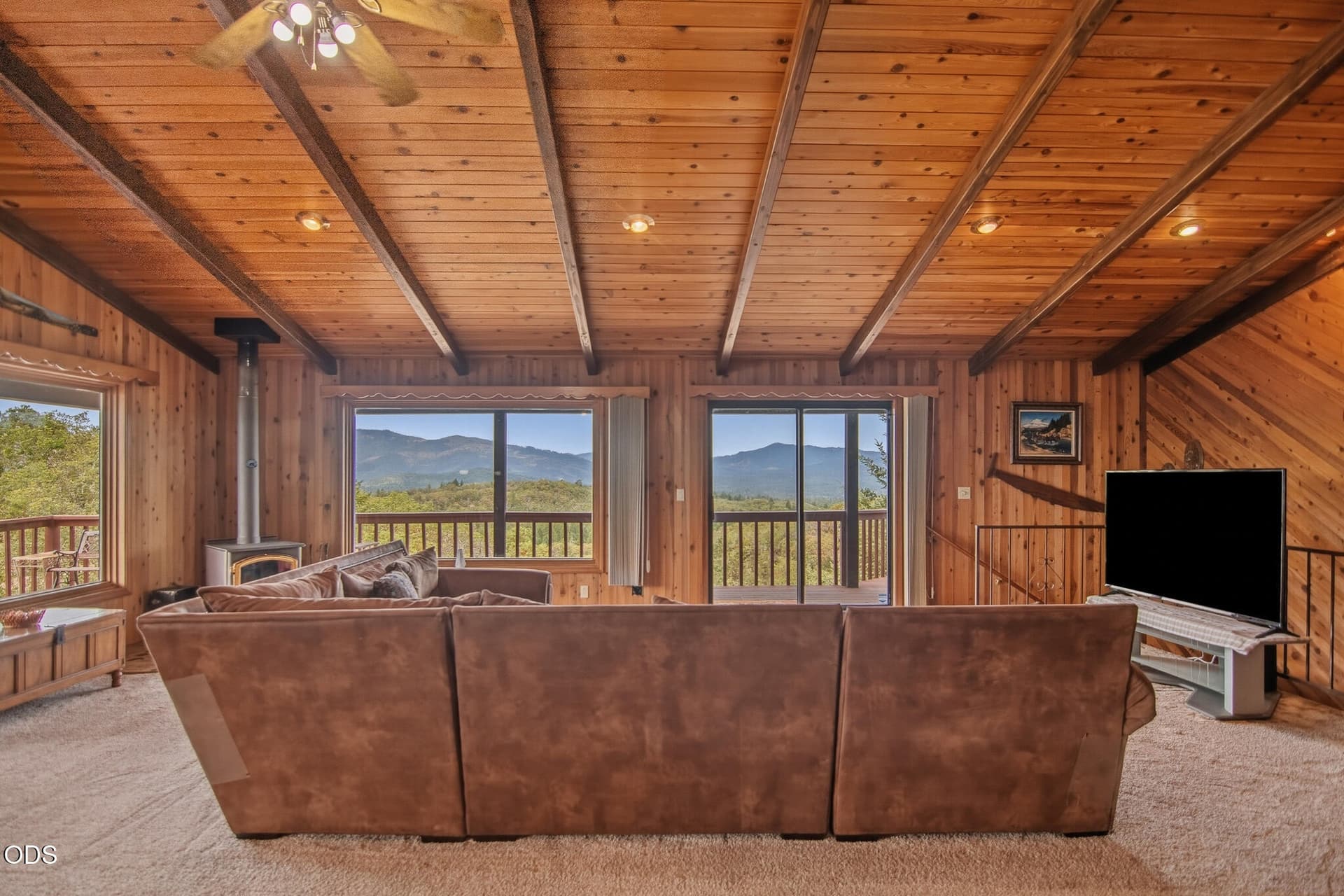 MLS-02. Photo 2 of 32, 700 Cienaga Lane, Grants Pass, OR 97526