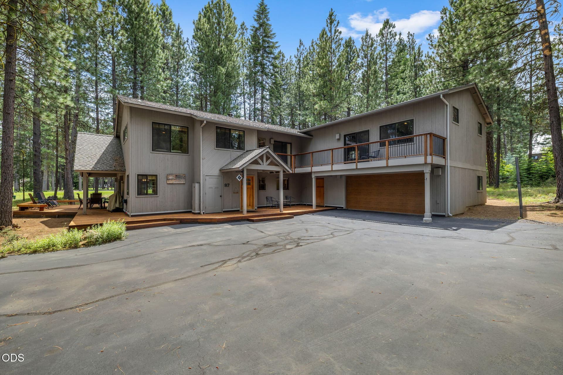 1. Photo 2 of 65, 71006 Bracken Lane Unit GH 87, Black Butte Ranch, OR 97759