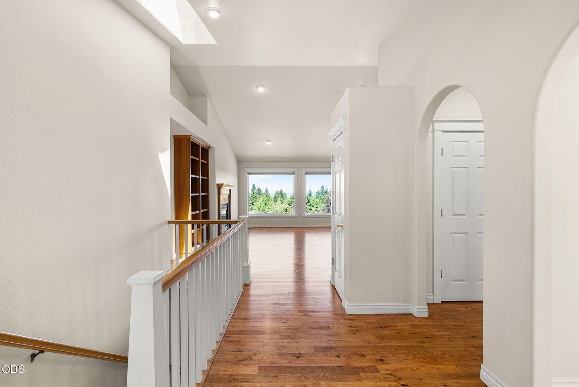 Entry Hall. Photo 5 of 42, 3056 NW Craftsman Drive, Bend, OR 97703