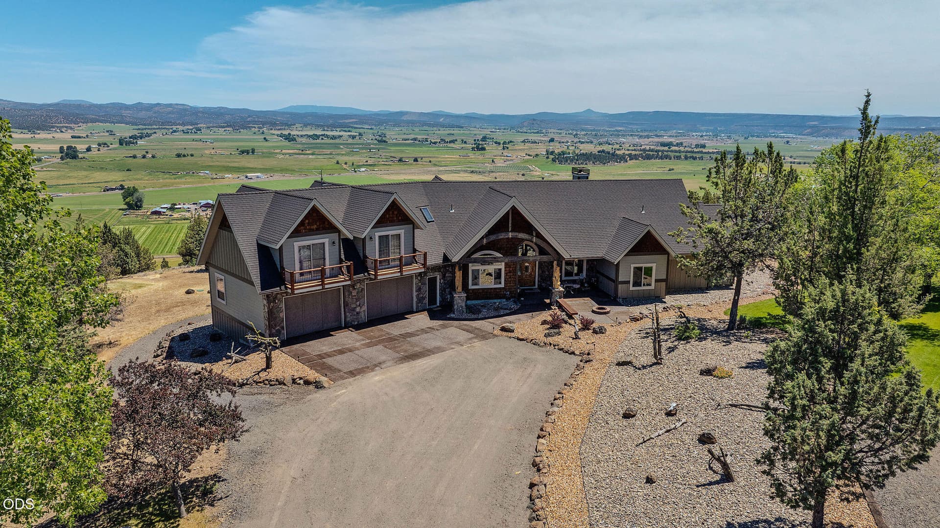 Central Oregon Custom Home on Acreage. Photo 1 of 49, 9075 NW Panorama, Prineville, OR 97754
