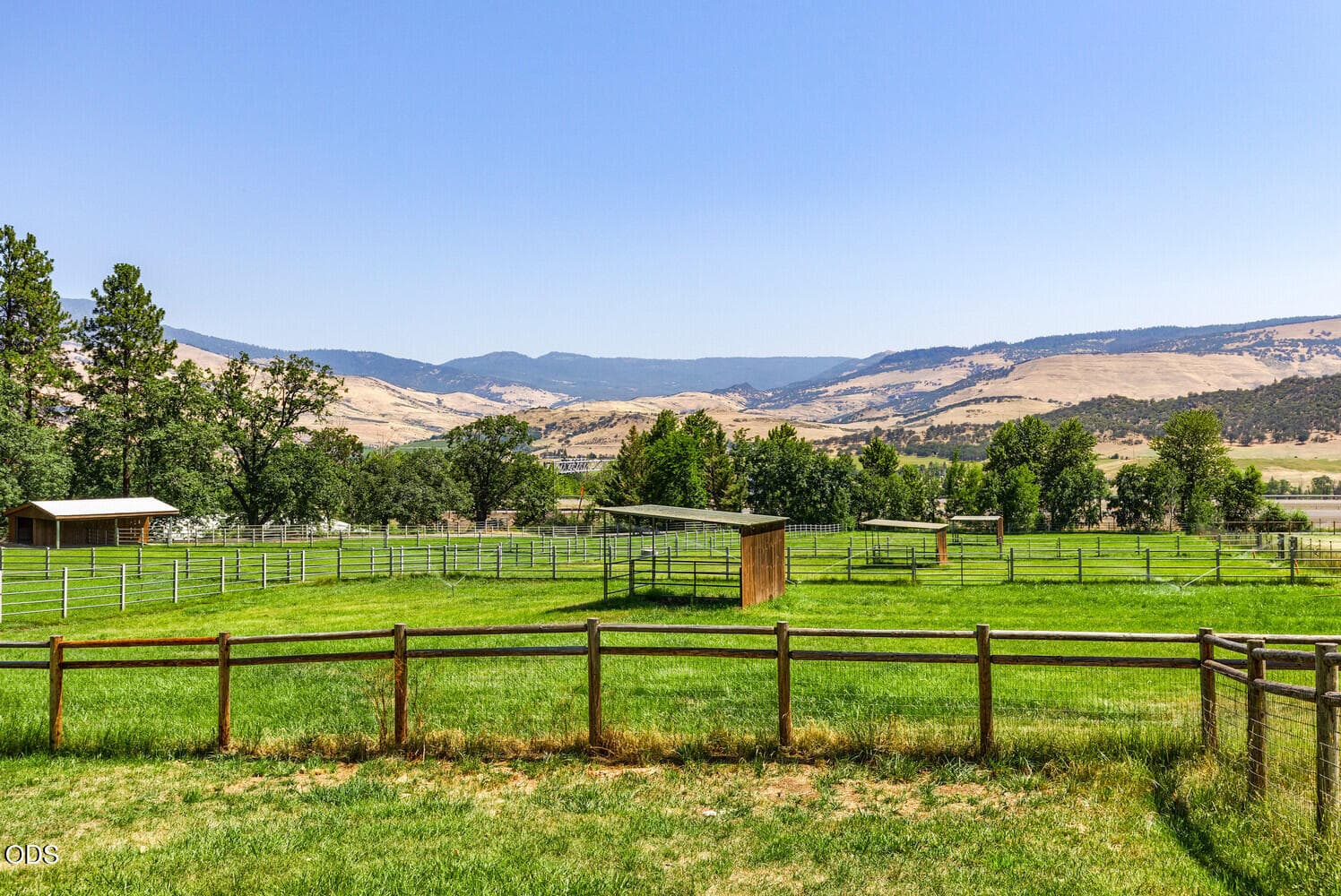 96_CR_96_mls. Photo 5 of 111, 550 Crowson Road, Ashland, OR 97520