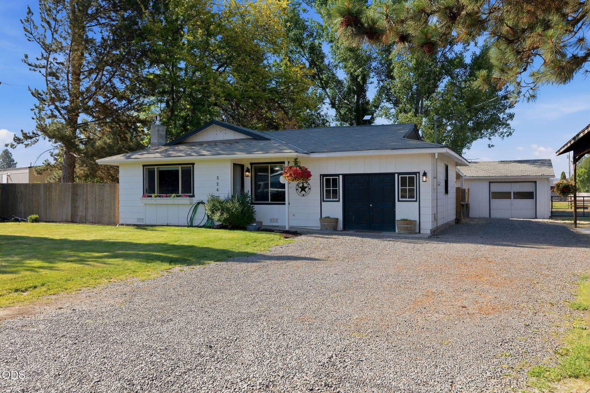 8T3A0693. Photo 1 of 32, 524 NW Martingale Road, Prineville, OR 97754