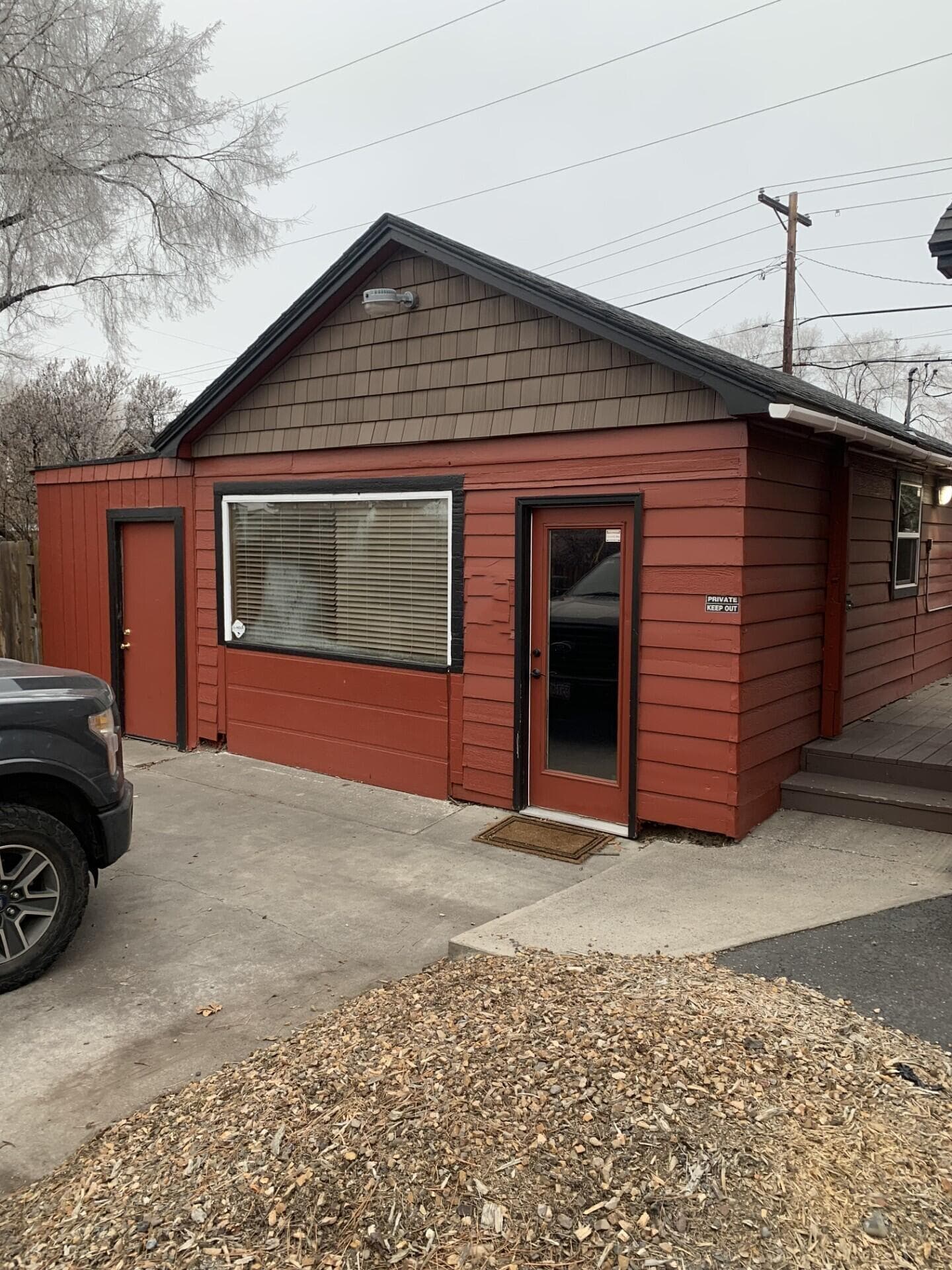 ed59cb36-d1b3-4439-be24-0a9bfac39fc1. Photo 3 of 18, 1427 SW Highland Avenue, Redmond, OR 97756