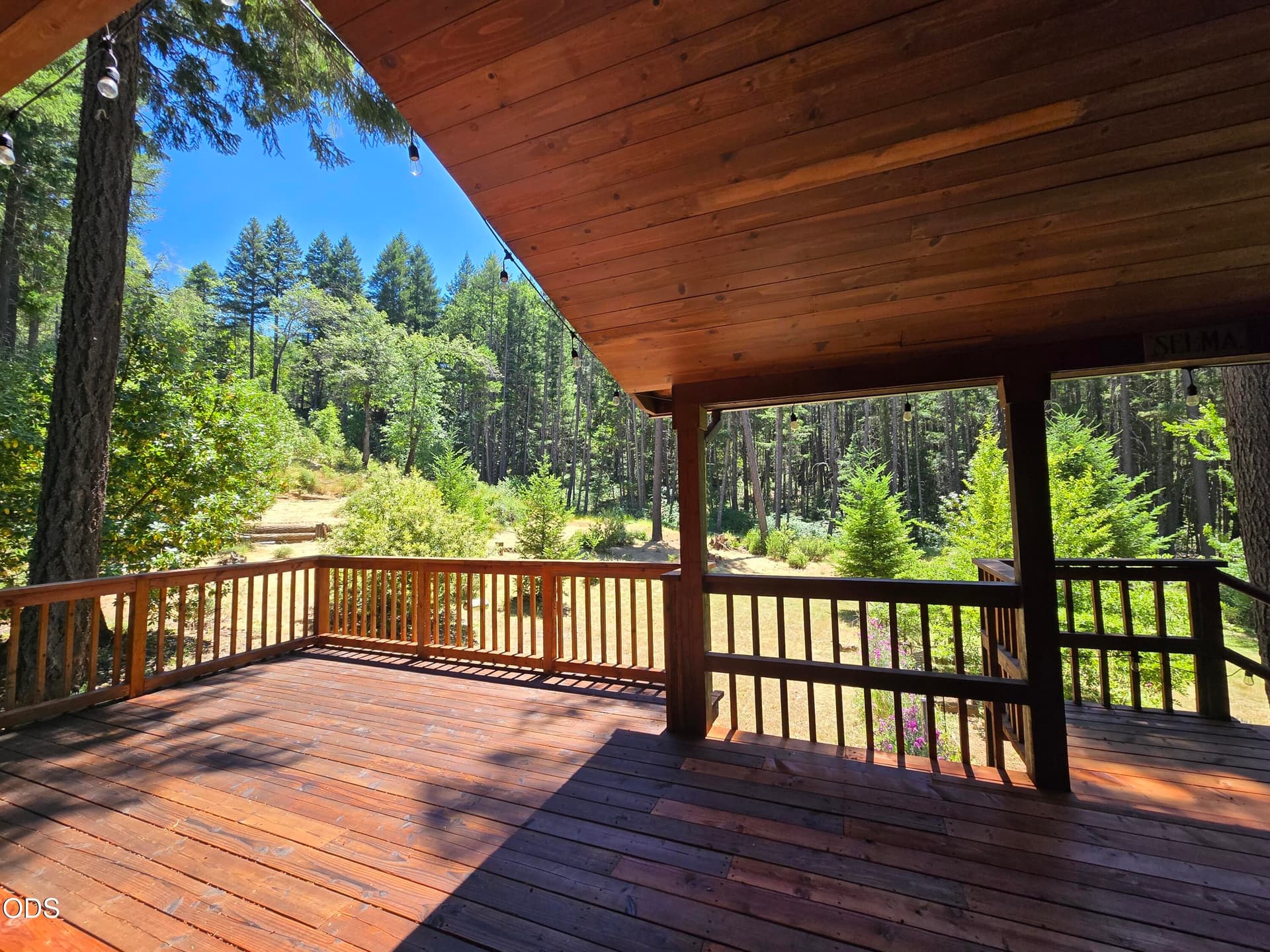 707deck views. Photo 2 of 54, 707 McMullen Creek Road, Selma, OR 97538