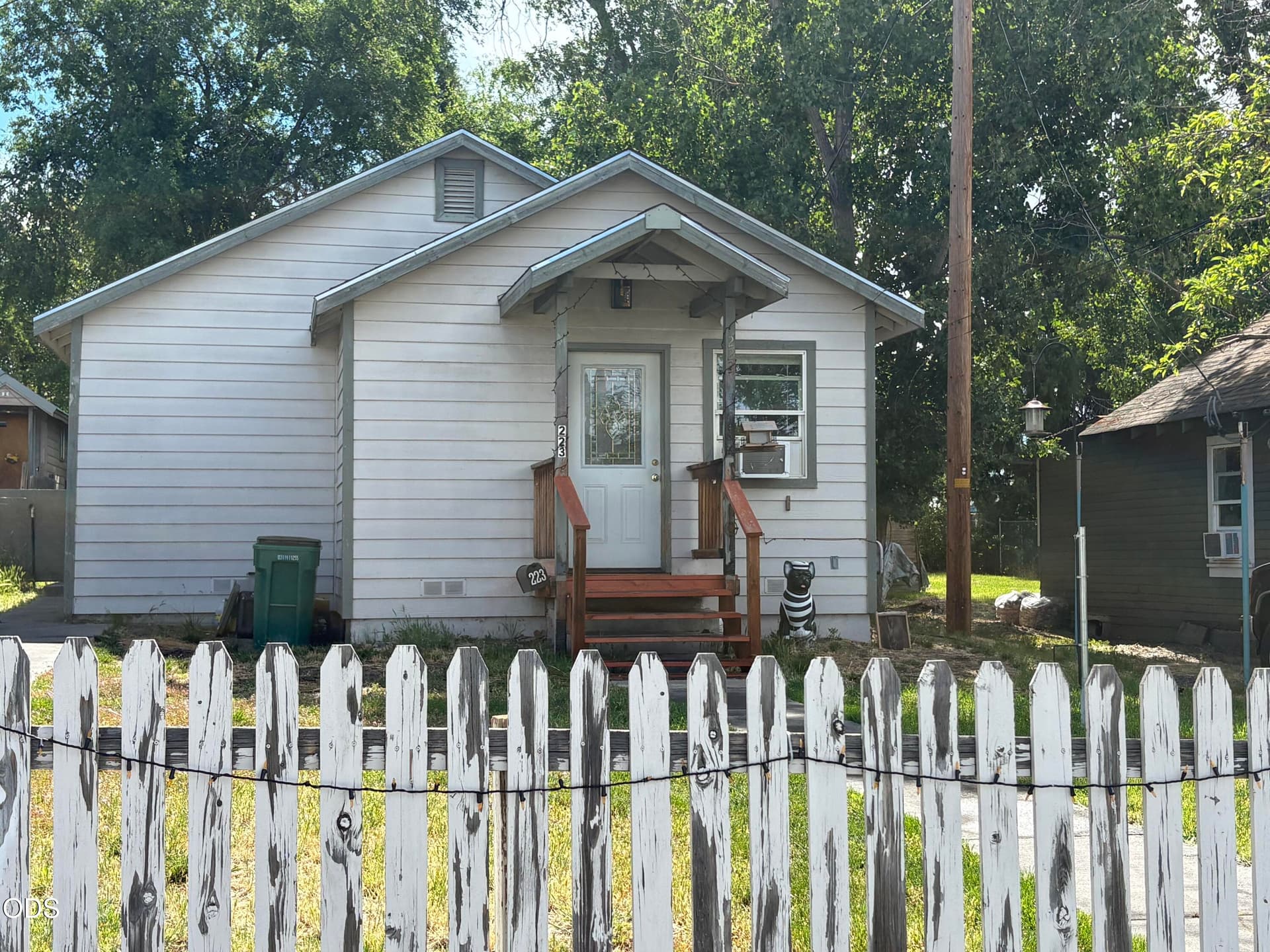 Front. Photo 1 of 29, 223 Mortimer Street, Klamath Falls, OR 97601