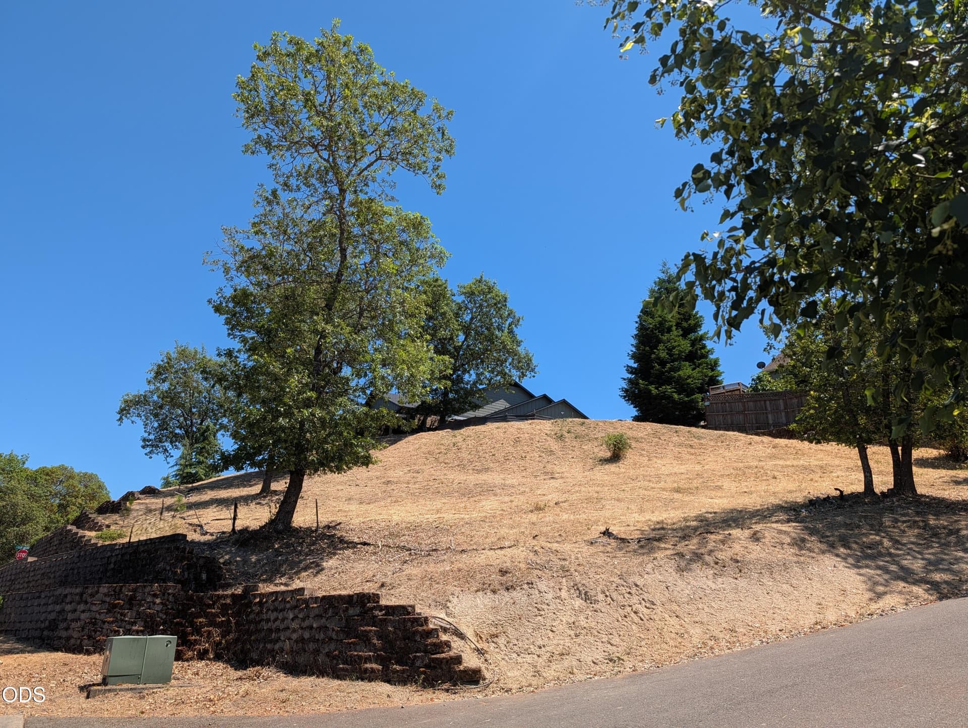 PXL_20260622_212621983. Photo 3 of 5, 2238 SE Linden Lane, Grants Pass, OR 97527
