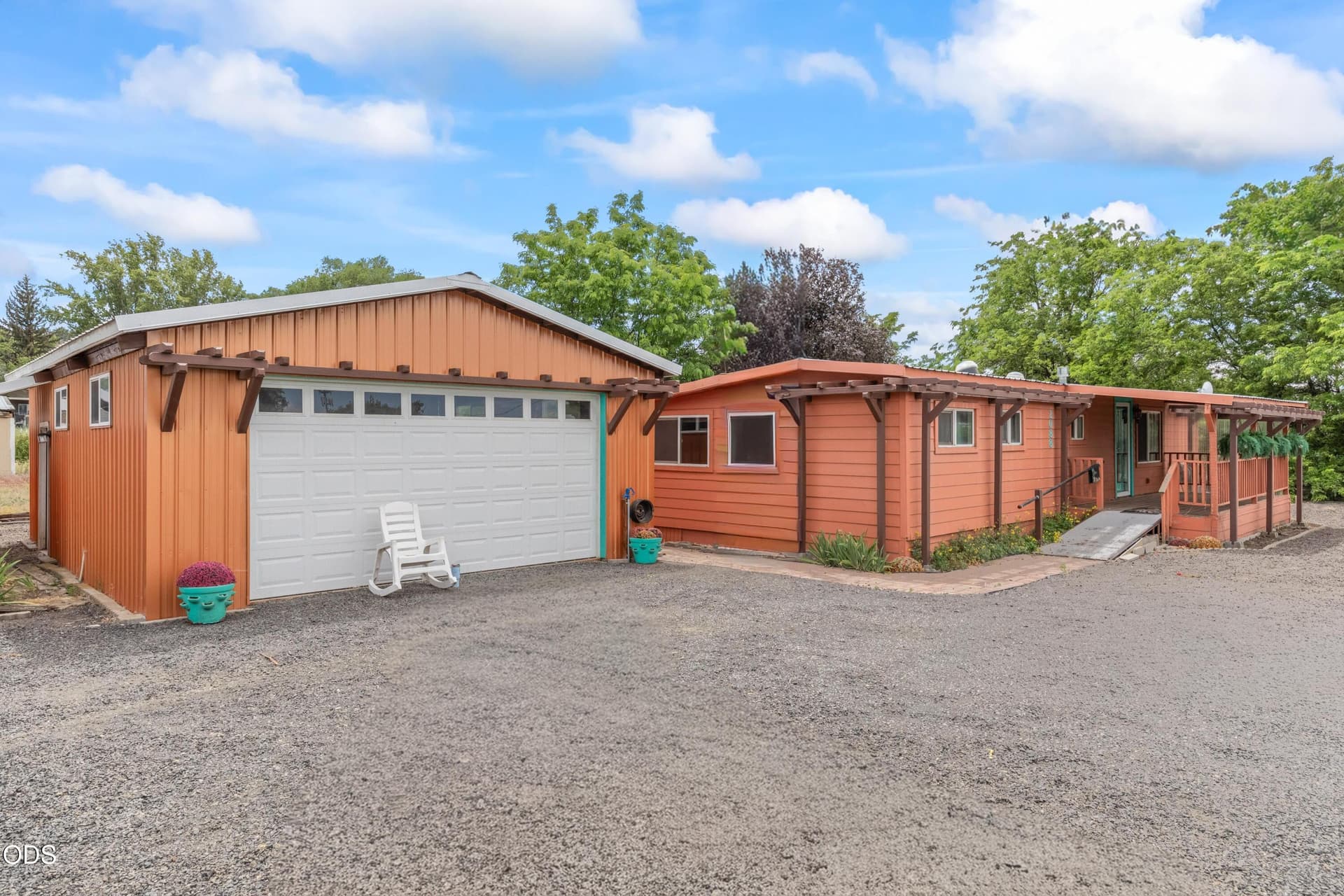 01. Photo 1 of 29, 2088 SE Rose Lane, Prineville, OR 97754