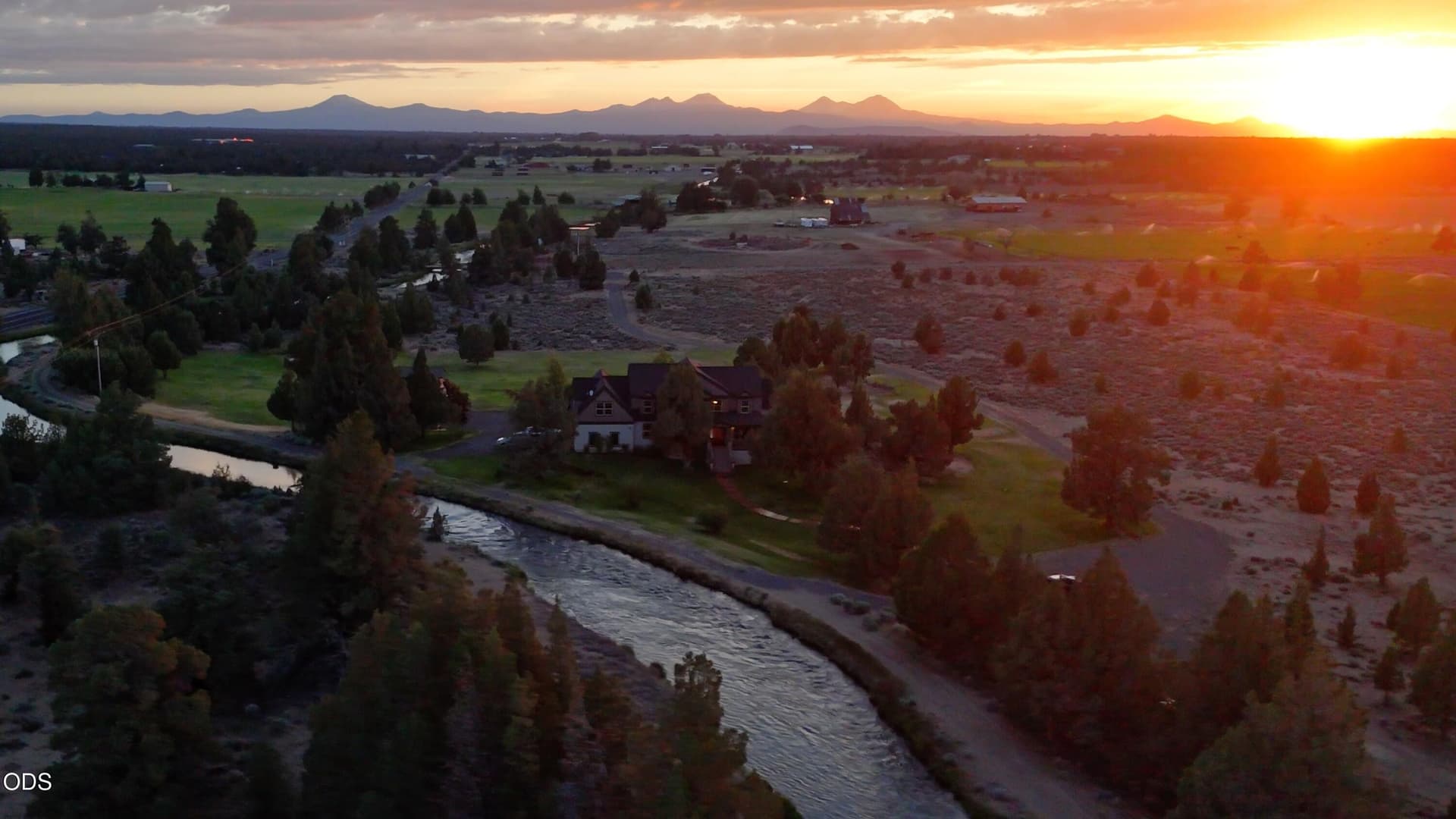 Sunset_Full_Property. Photo 3 of 75, 24442 Dodds Road, Bend, OR 97701