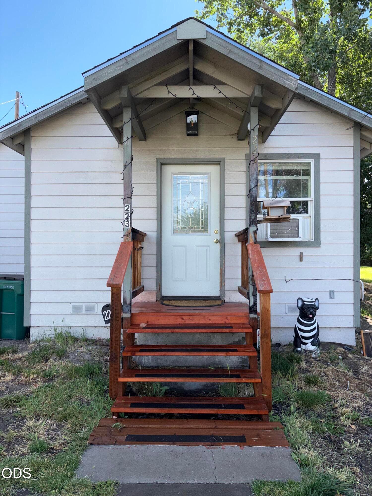 Front covered awning. Photo 2 of 29, 223 Mortimer Street, Klamath Falls, OR 97601