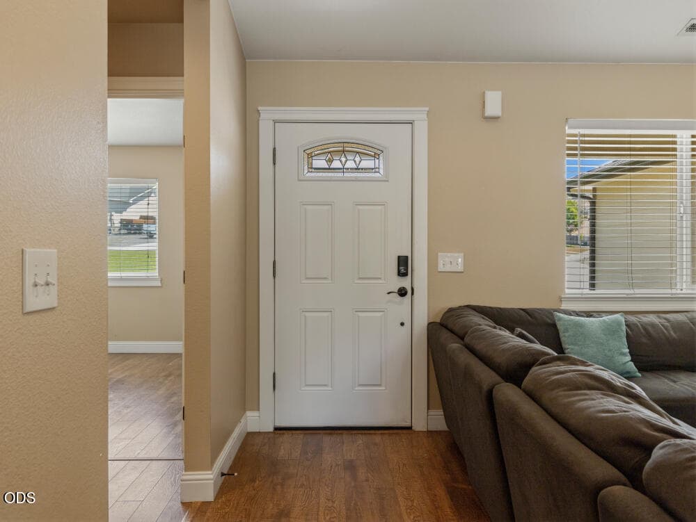 2852GlacierDr-24. Photo 4 of 40, 2852 Glacier Drive, Klamath Falls, OR 97603