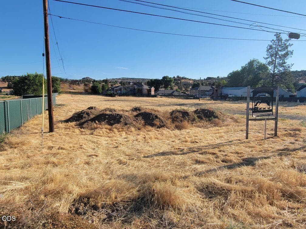 1000055270. Photo 2 of 10, 2121 NE 3rd Street, Prineville, OR 97754